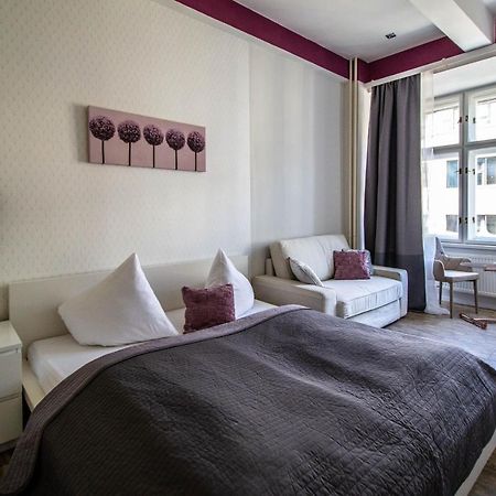Design Apartment By Ruterra Прага Экстерьер фото