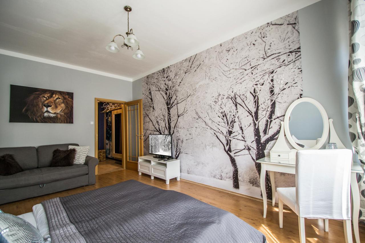 Design Apartment By Ruterra Прага Экстерьер фото
